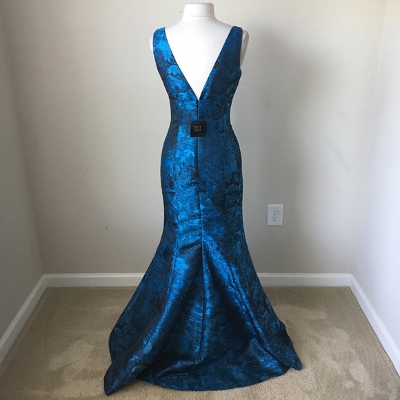 Plunging brocade jacquard Vee mermaid dress gown - Picture 4 of 8